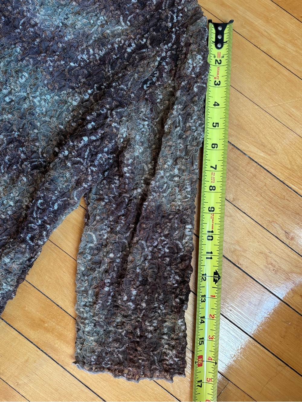 EUC Vintage Y2K Surrealist V-Neck Sheer Mesh Lace Textured Top | Women’s XL-XXL - Picture 10 of 16